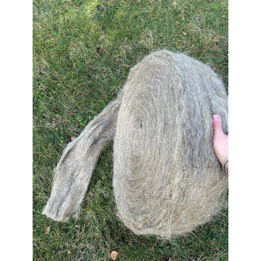 Taśma 100% len do izolacji domów z drewnianych bali lub drewna 12kg